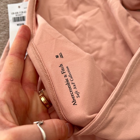 Halter bodysuits from Abercrombie and fitch - Picture 2 of 7